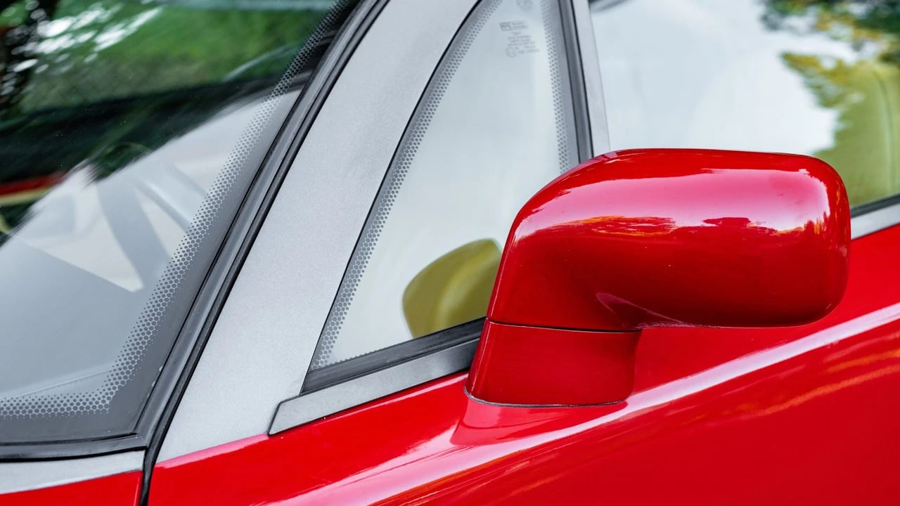 1991 Alfa Romeo SZ - Image 24 of 31