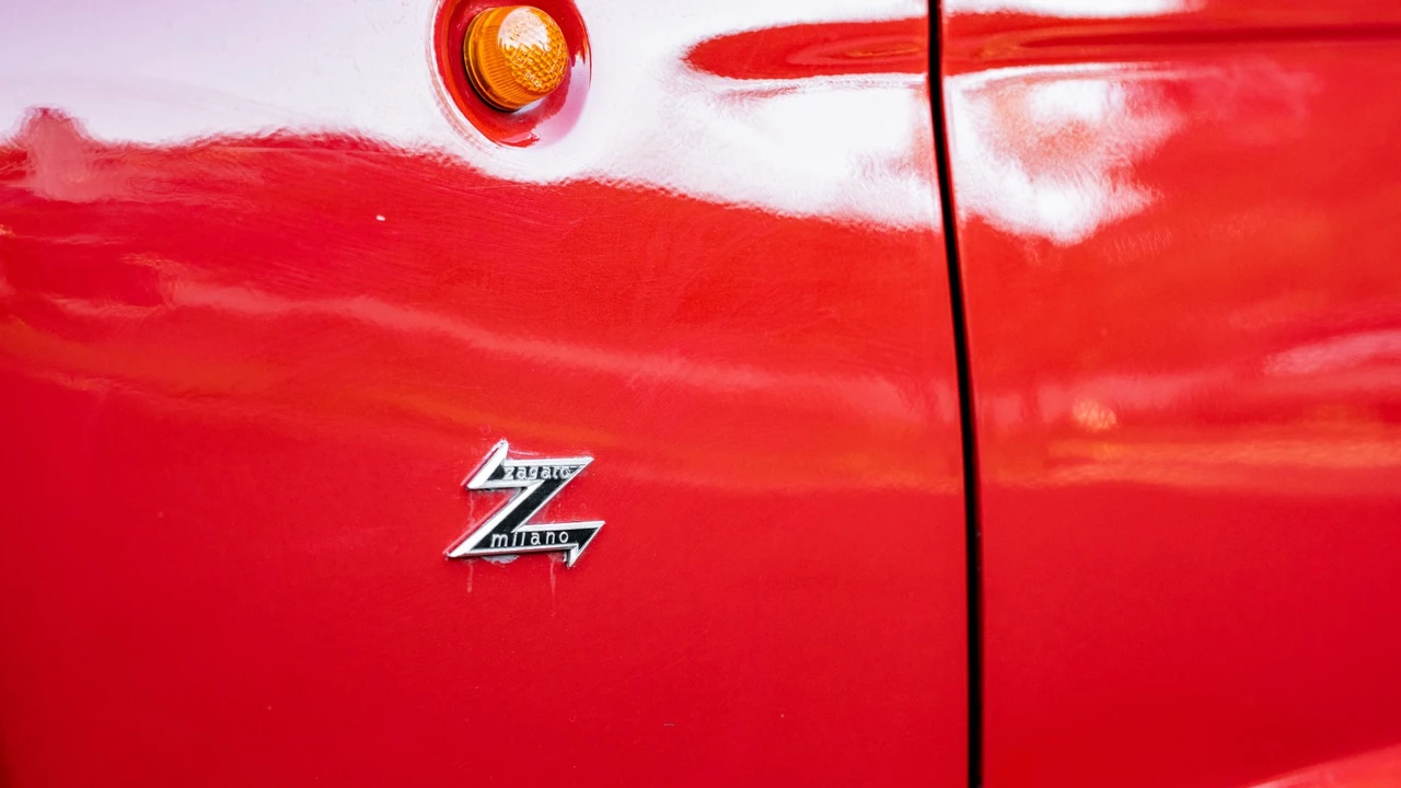 1991 Alfa Romeo SZ - Image 22 of 31