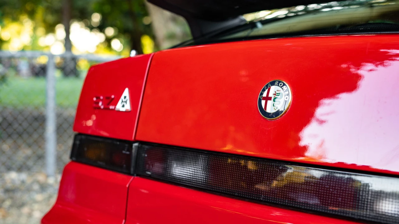 1991 Alfa Romeo SZ - Image 31 of 31