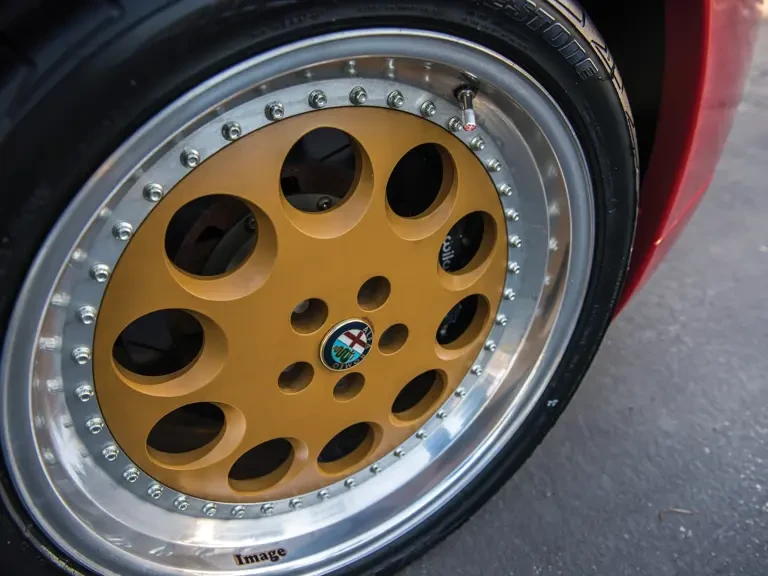 1991 Alfa Romeo SZ - Image 19 of 31