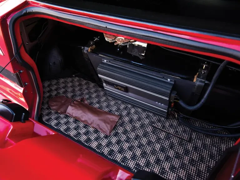1991 Alfa Romeo SZ - Image 25 of 31
