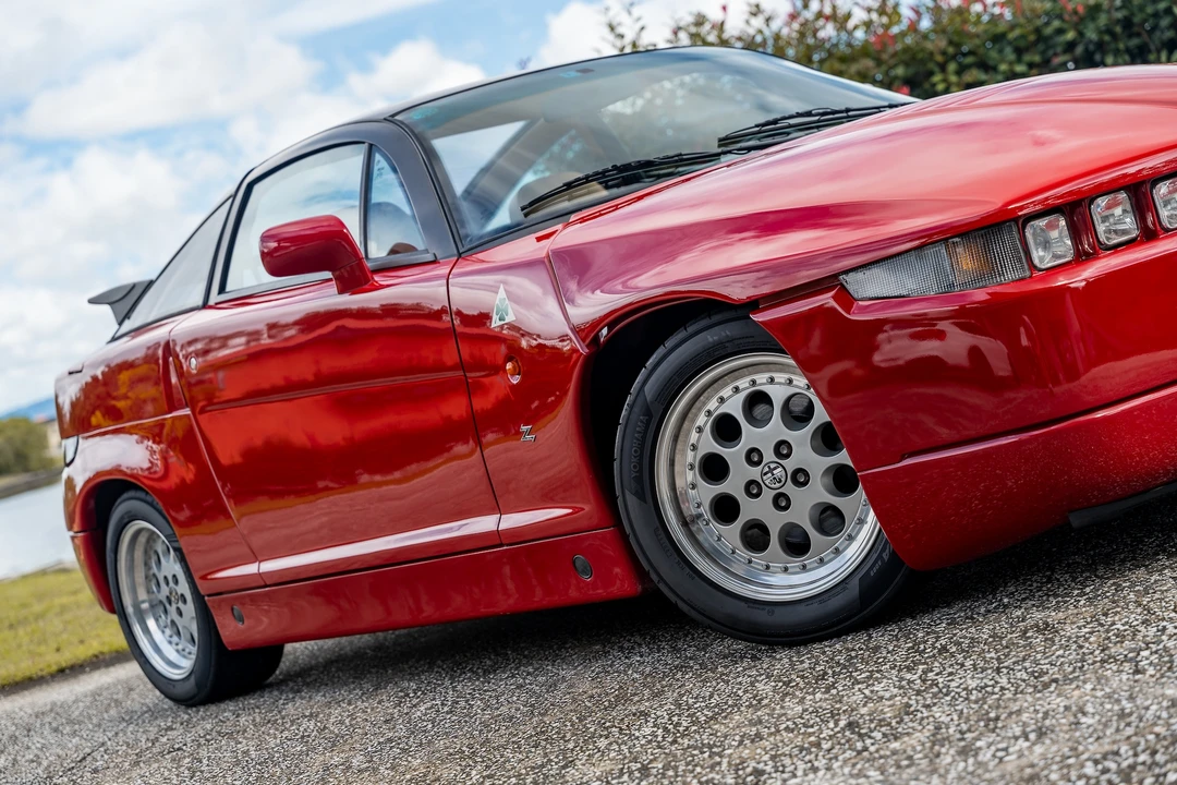 1991 Alfa Romeo SZ - Image 15 of 31