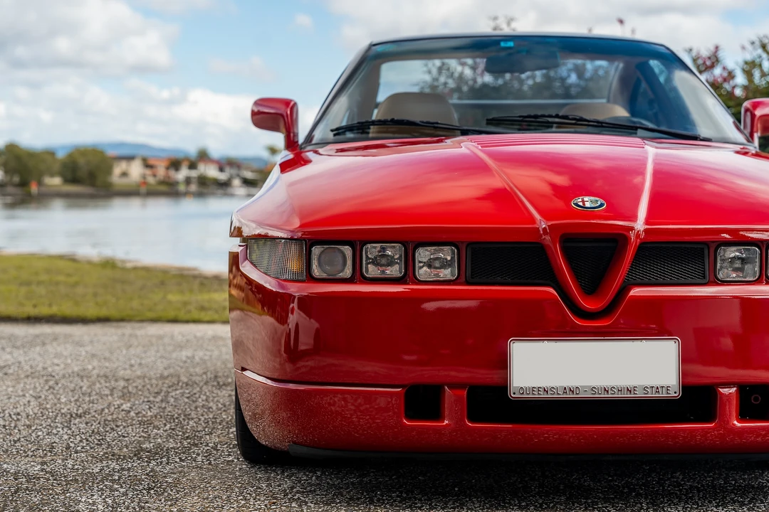 1991 Alfa Romeo SZ - Image 18 of 31