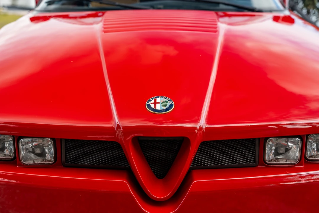 1991 Alfa Romeo SZ - Image 21 of 31