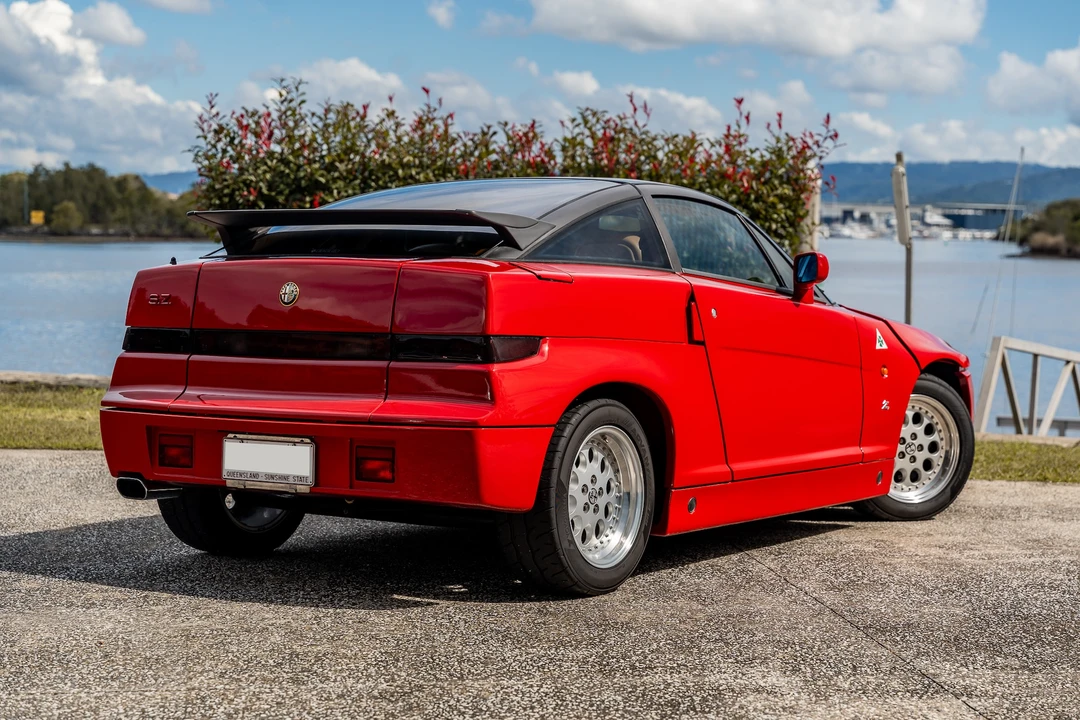 1991 Alfa Romeo SZ - Image 5 of 31
