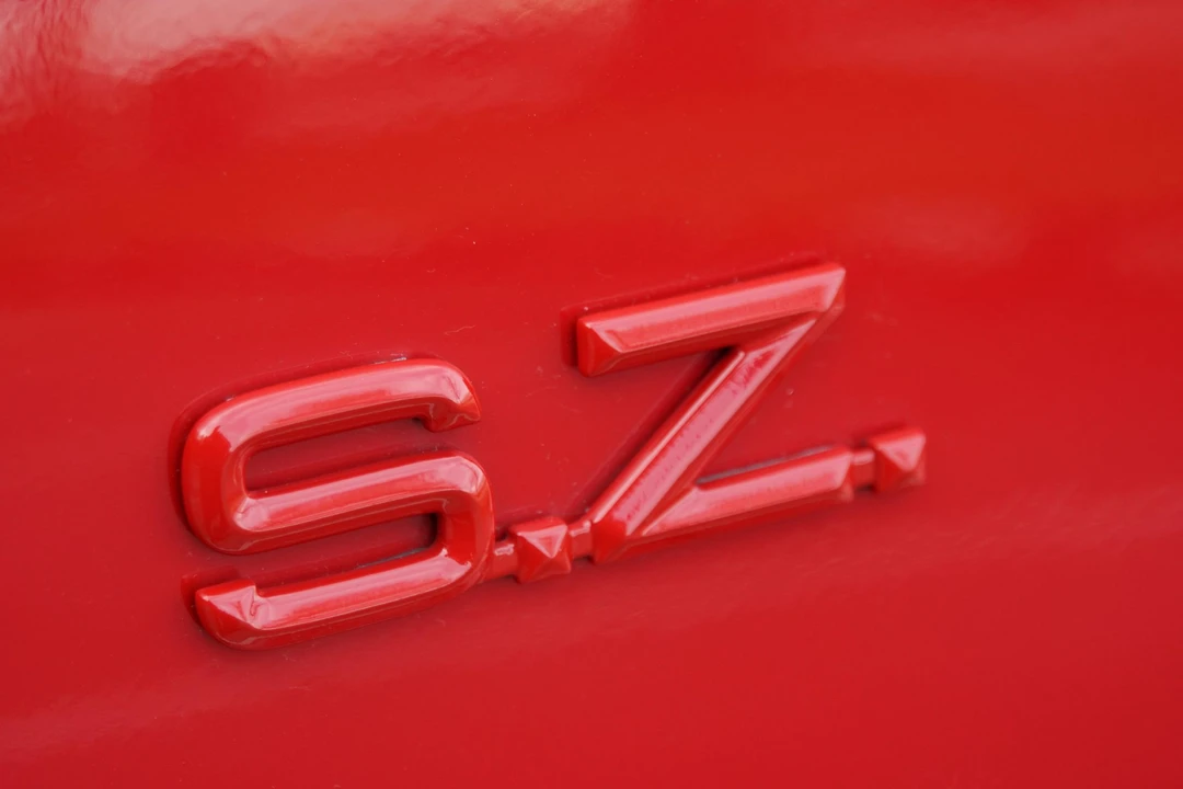 1991 Alfa Romeo SZ - Image 23 of 31