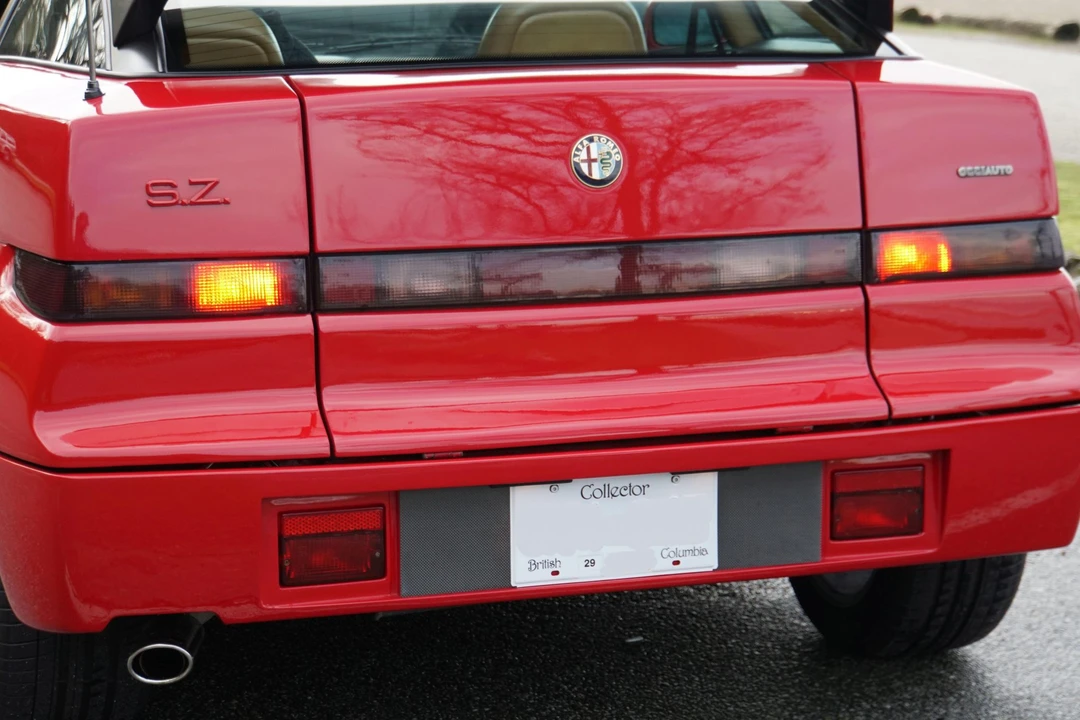 1991 Alfa Romeo SZ - Image 25 of 31