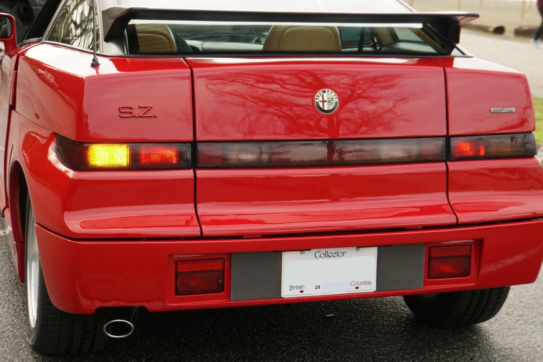 1991 Alfa Romeo SZ - Image 27 of 31
