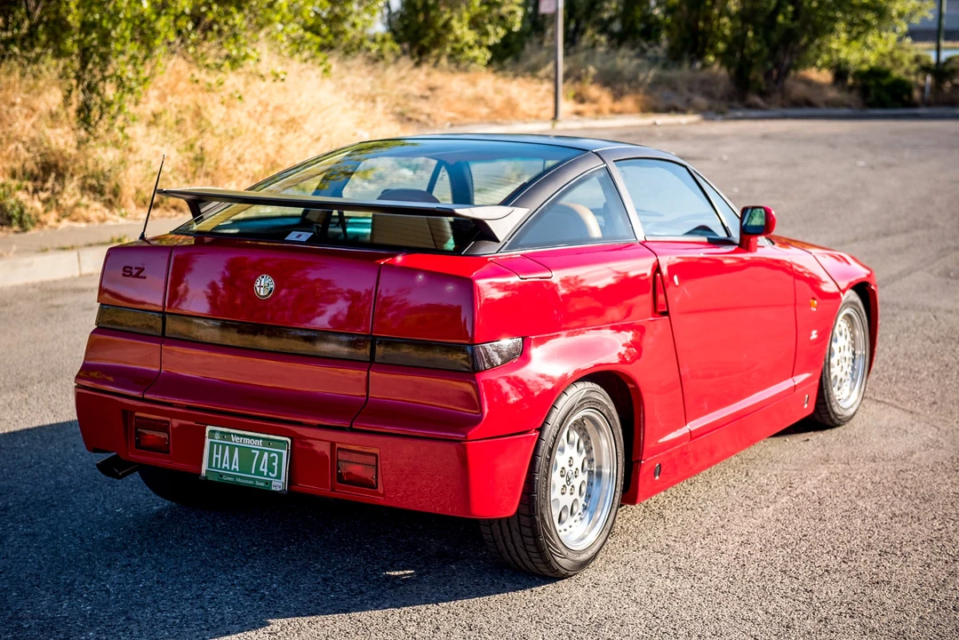 1991 Alfa Romeo SZ - Image 17 of 31