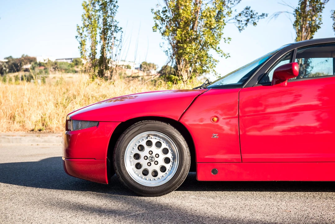 1991 Alfa Romeo SZ - Image 9 of 31