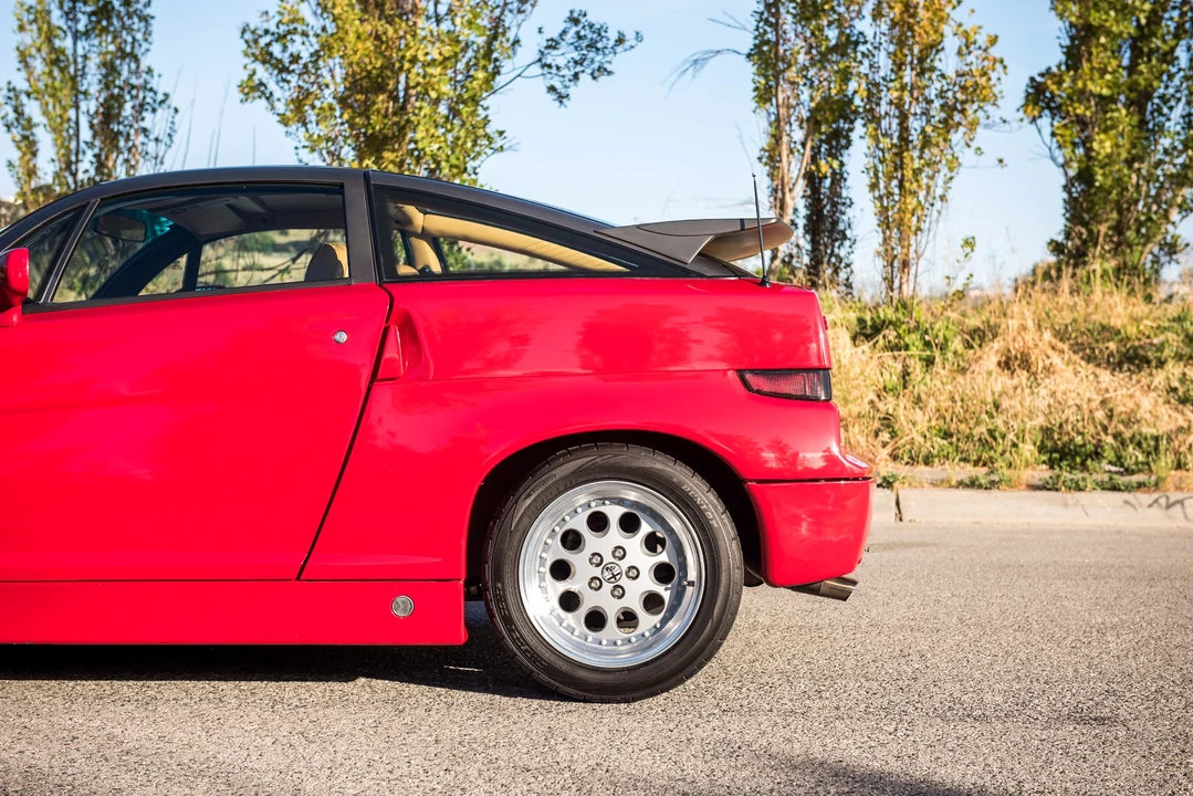 1991 Alfa Romeo SZ - Image 10 of 31