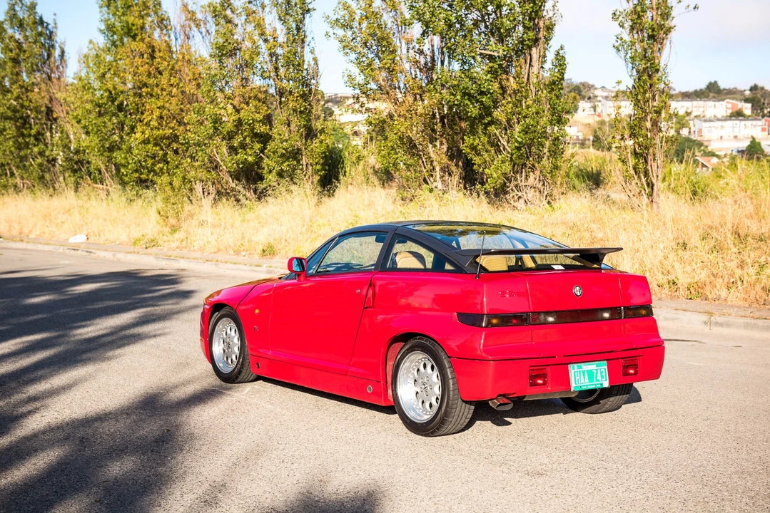 1991 Alfa Romeo SZ - Image 13 of 31