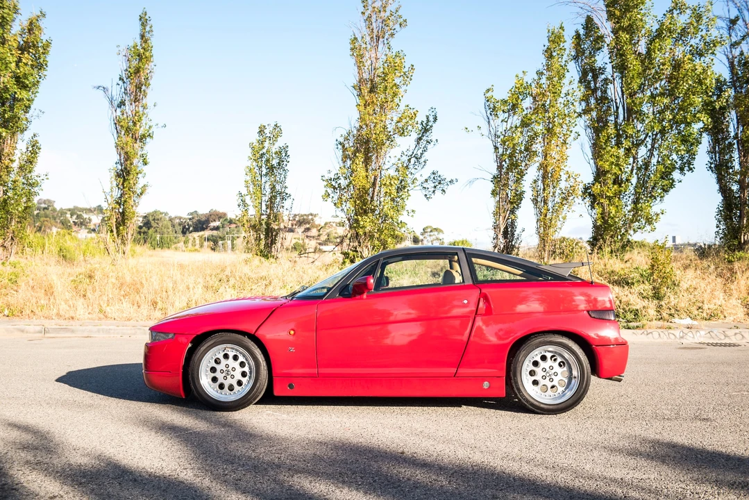 1991 Alfa Romeo SZ - Image 4 of 31