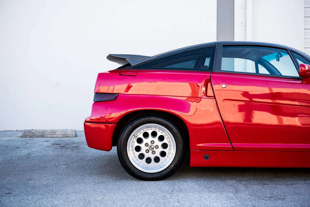 1991 Alfa Romeo SZ - Image 12 of 31