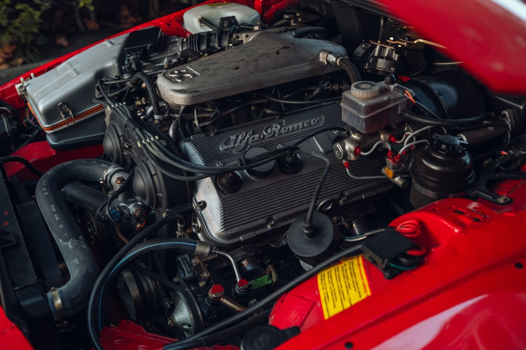 1991 Alfa Romeo SZ - Image 30 of 31