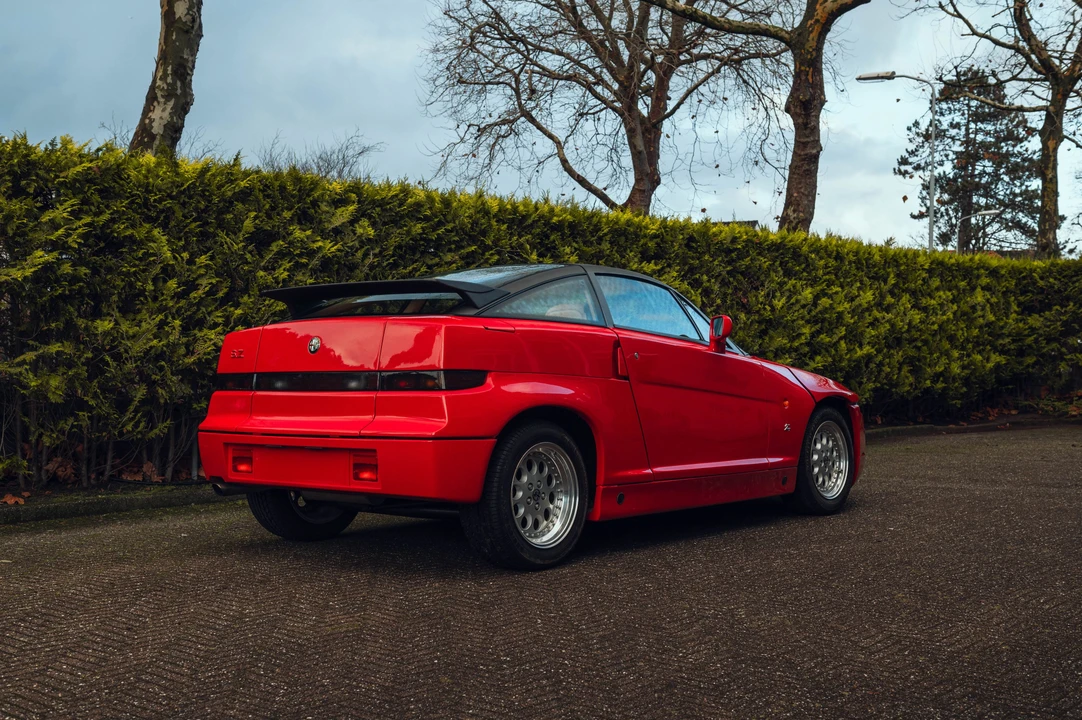 1991 Alfa Romeo SZ - Image 2 of 31