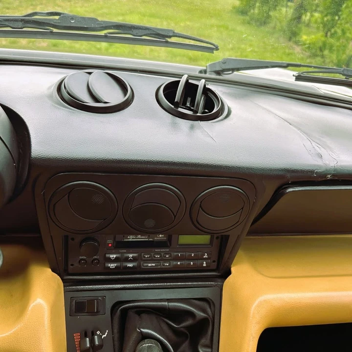 1991 Alfa Romeo Series 4 - Image 10 of 19