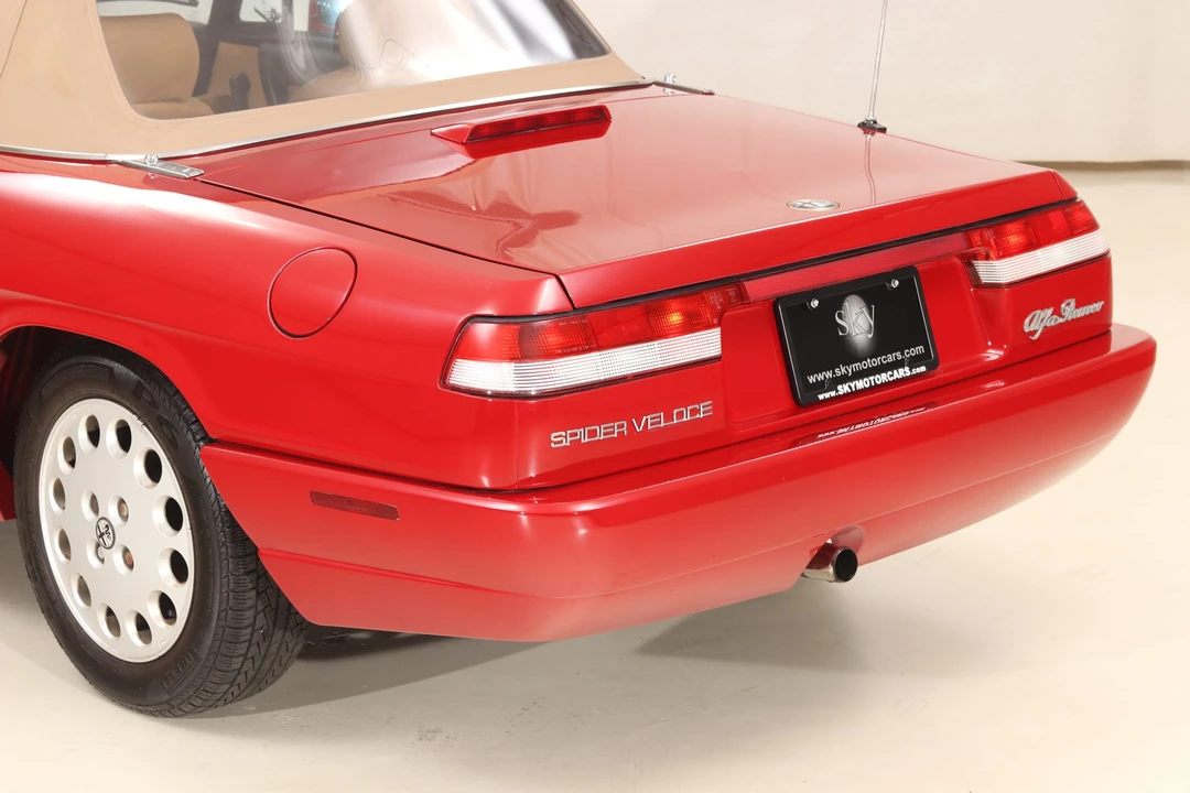 1991 Alfa Romeo Series 4 - Image 25 of 31