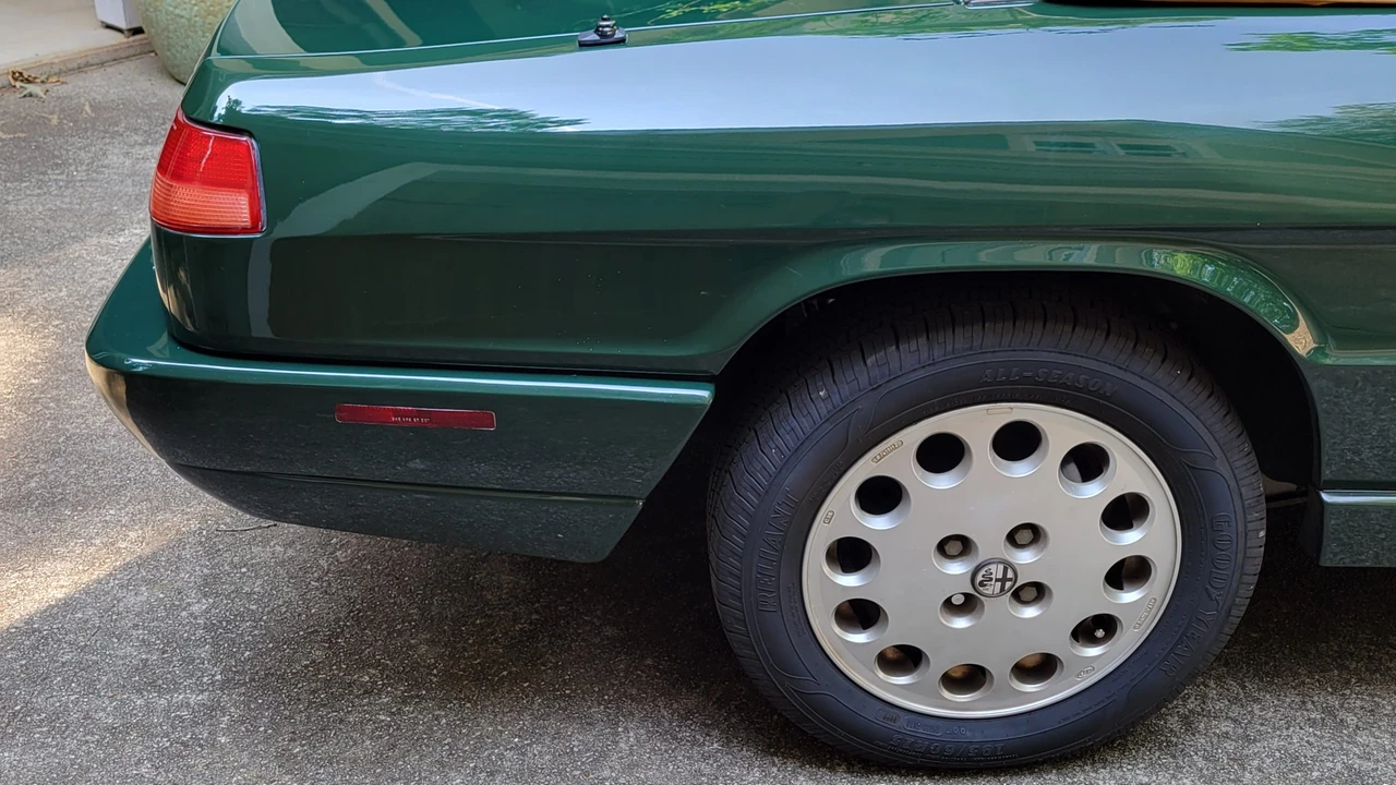 1991 Alfa Romeo Series 4 - Image 29 of 31