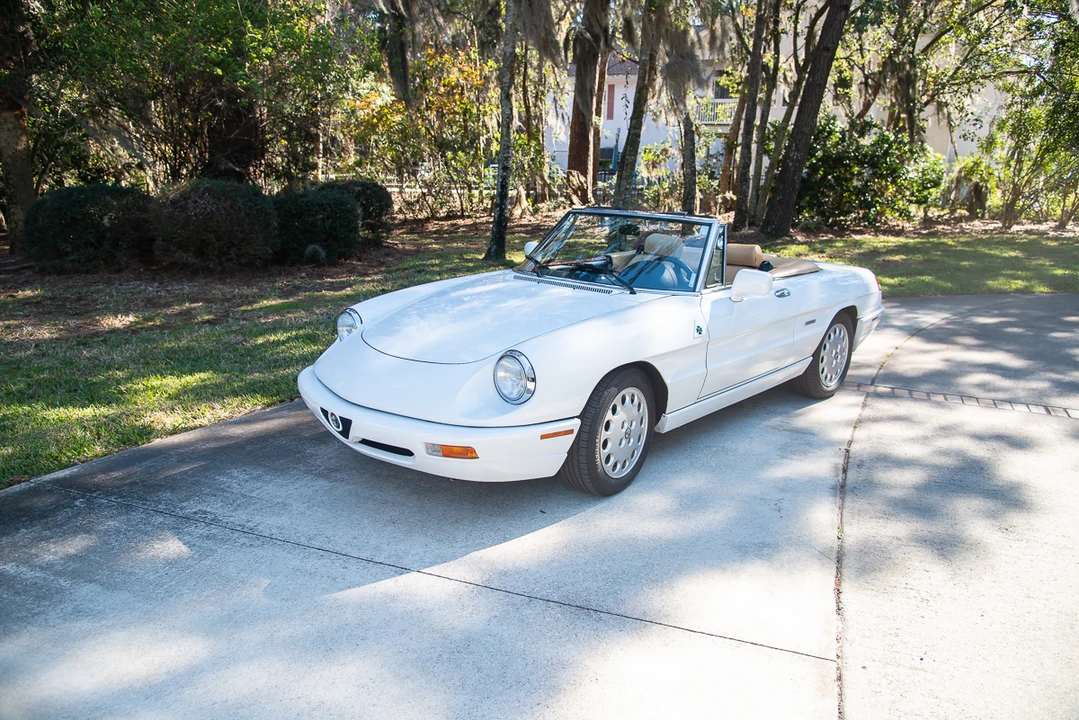 1991 Alfa Romeo Series 4 - Image 2 of 31