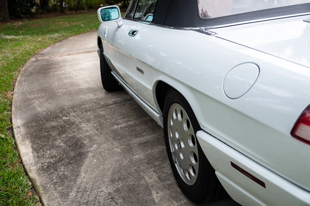 1991 Alfa Romeo Series 4 - Image 30 of 31