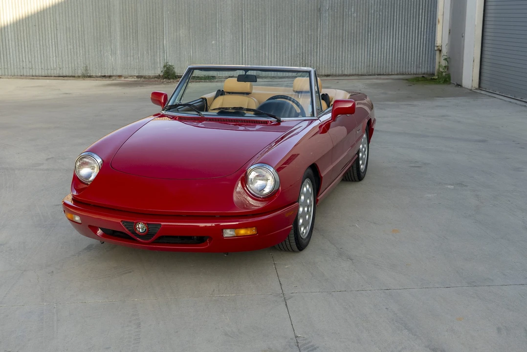 1991 Alfa Romeo Series 4 - Image 2 of 31