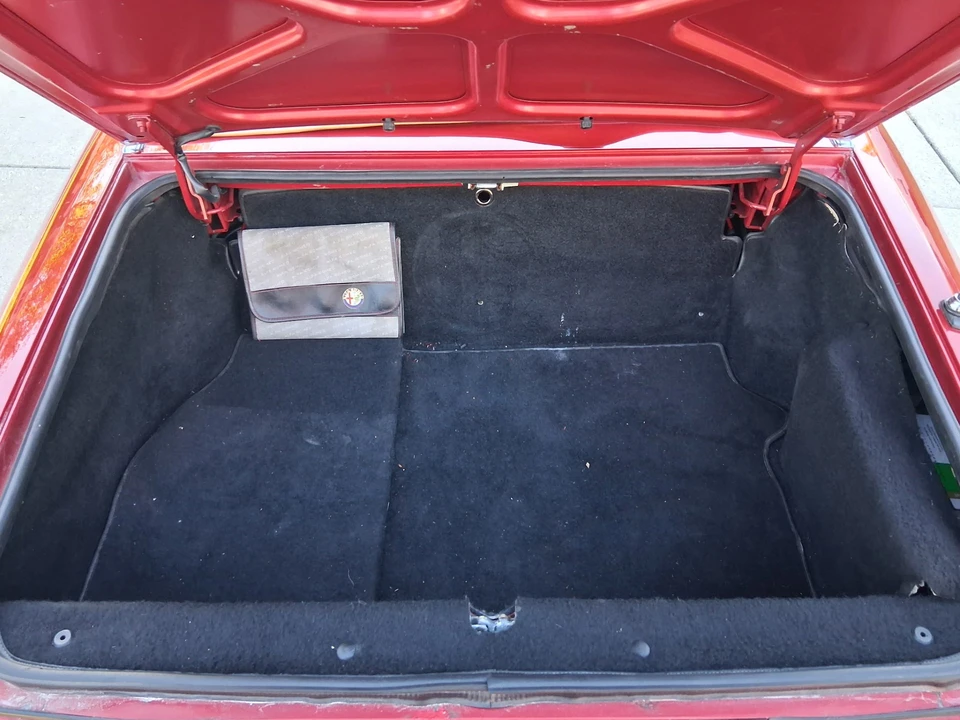 1991 Alfa Romeo Series 4 - Image 22 of 31