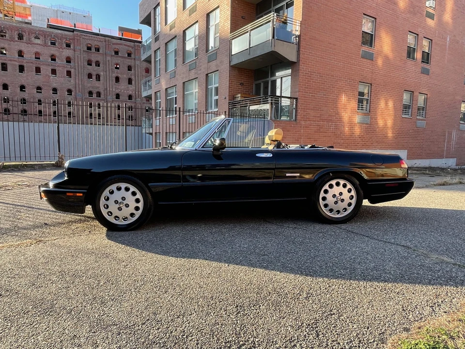 1991 Alfa Romeo Series 4 - Image 2 of 31
