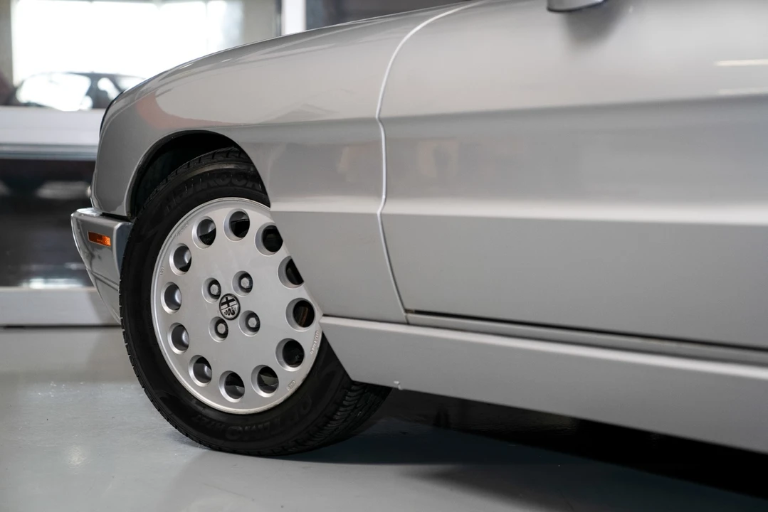 1991 Alfa Romeo Series 4 - Image 9 of 31