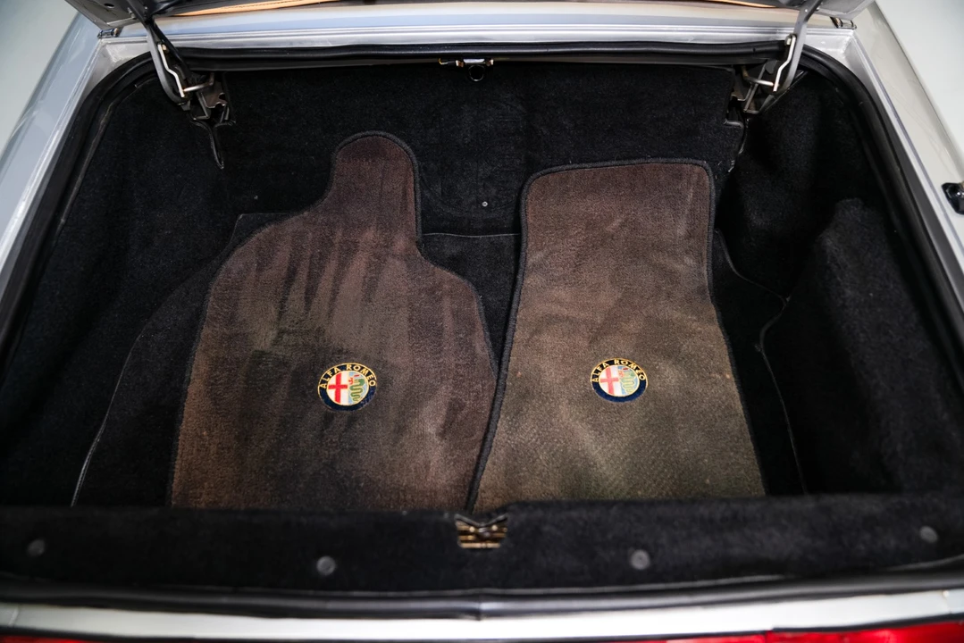 1991 Alfa Romeo Series 4 - Image 28 of 31