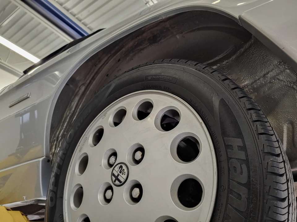 1991 Alfa Romeo Series 4 - Image 29 of 31