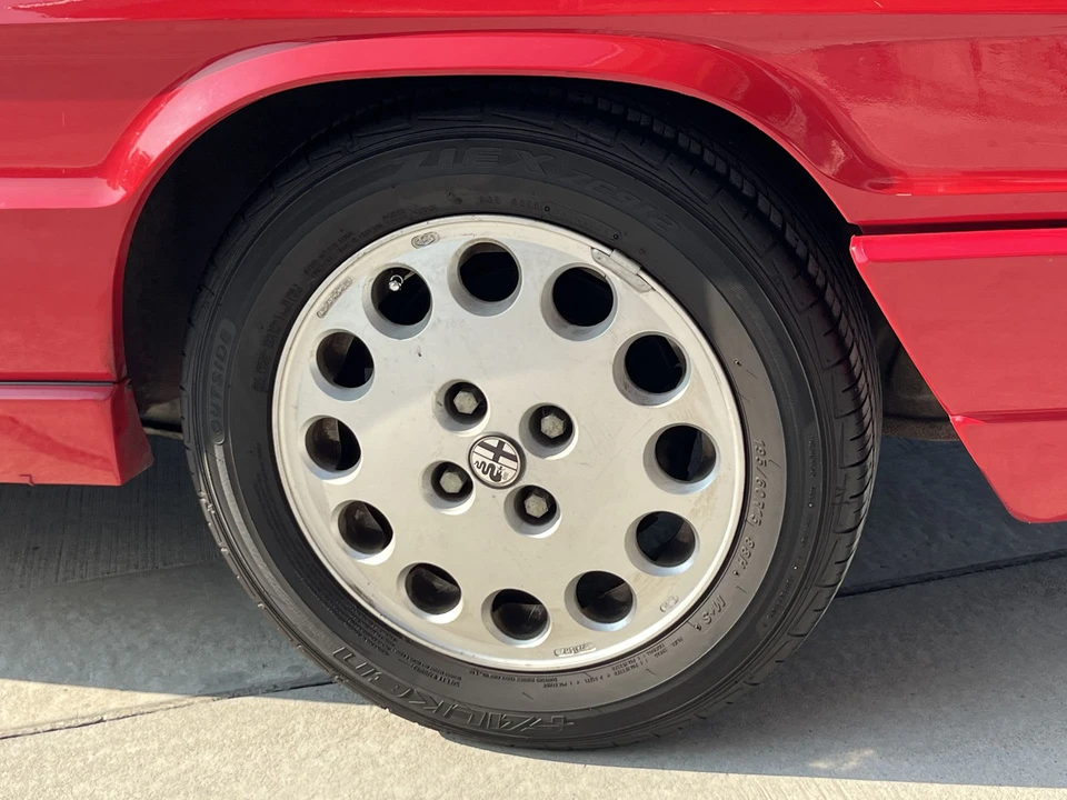 1991 Alfa Romeo Series 4 - Image 30 of 31