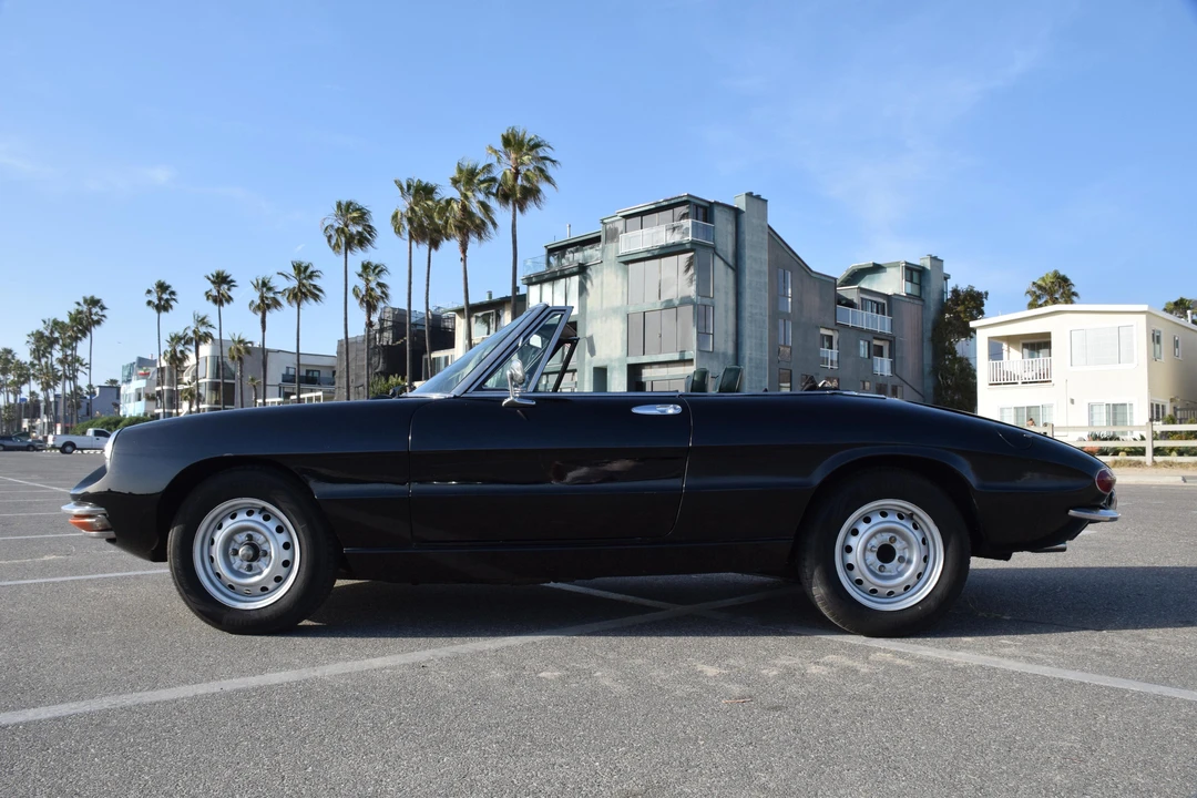 1969 Alfa Romeo 102-Series 2000 - Image 13 of 31