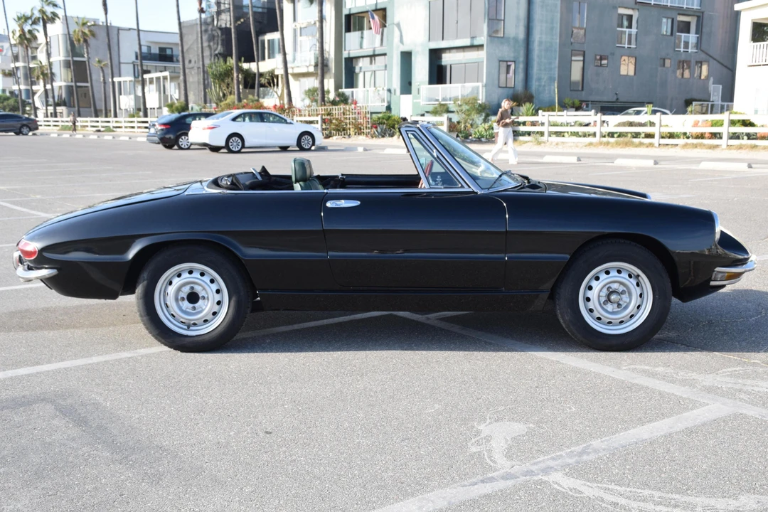 1969 Alfa Romeo 102-Series 2000 - Image 3 of 31