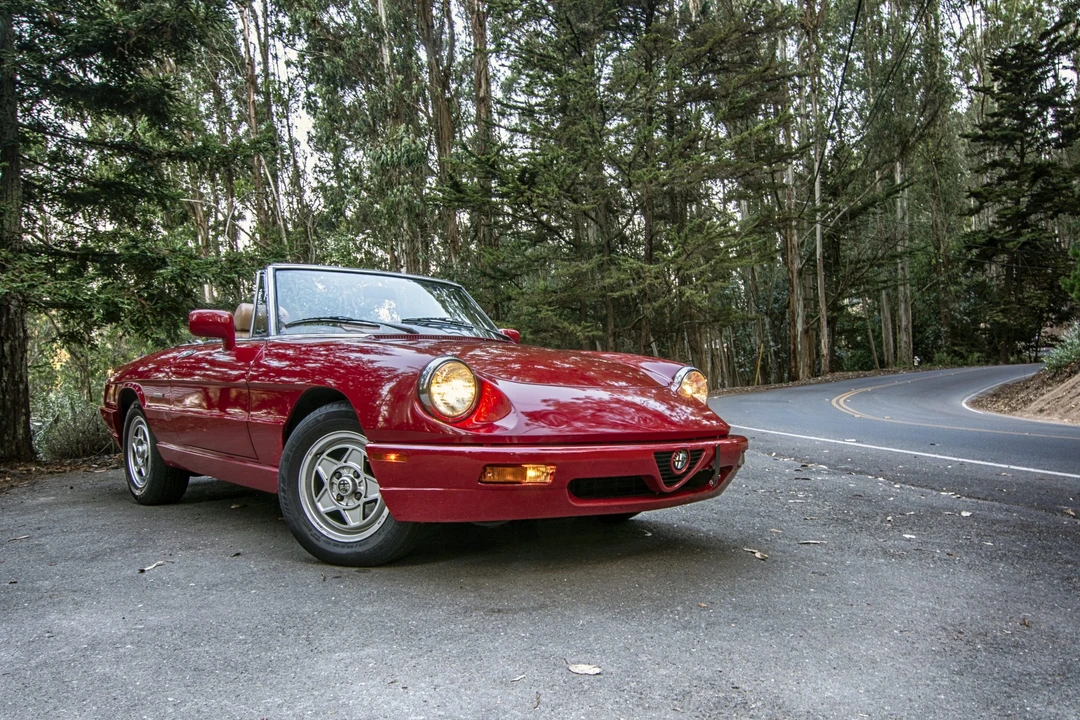1991 Alfa Romeo Series 4 - Image 2 of 31