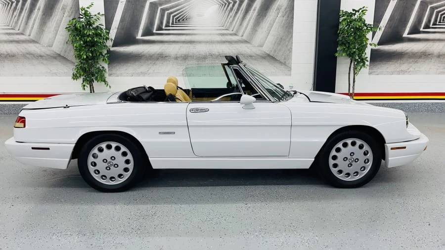 1991 Alfa Romeo Series 4 - Image 2 of 11