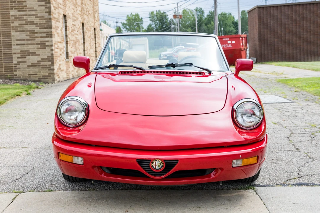 1991 Alfa Romeo Series 4 - Image 2 of 31