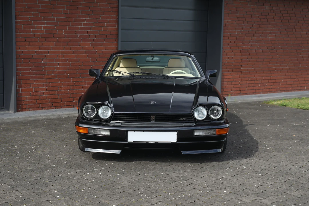 1991 Jaguar XJ40 XJ - Image 2 of 31
