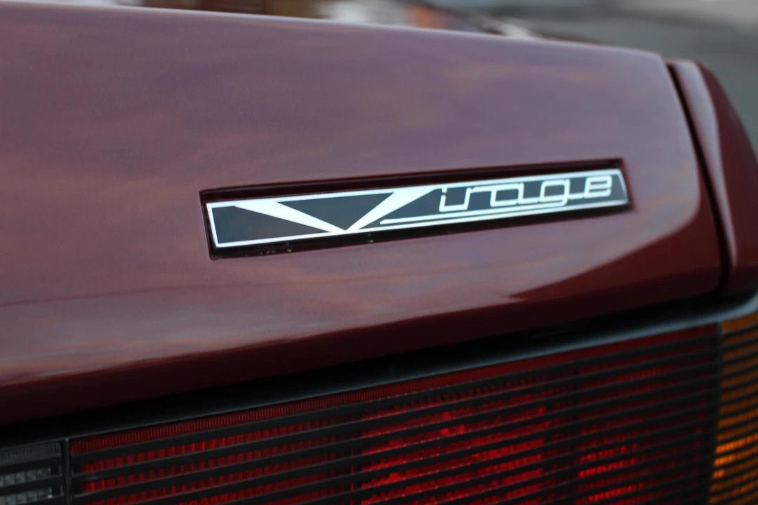1991 Aston Martin Virage - Image 24 of 31