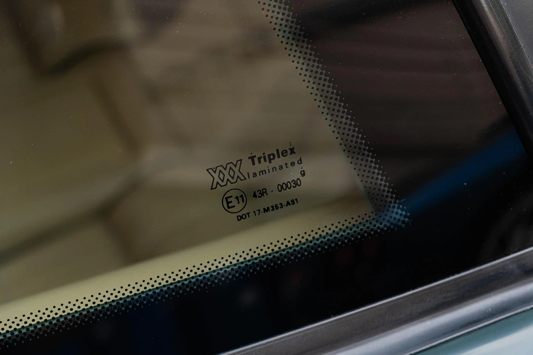 1991 Aston Martin Virage - Image 30 of 31