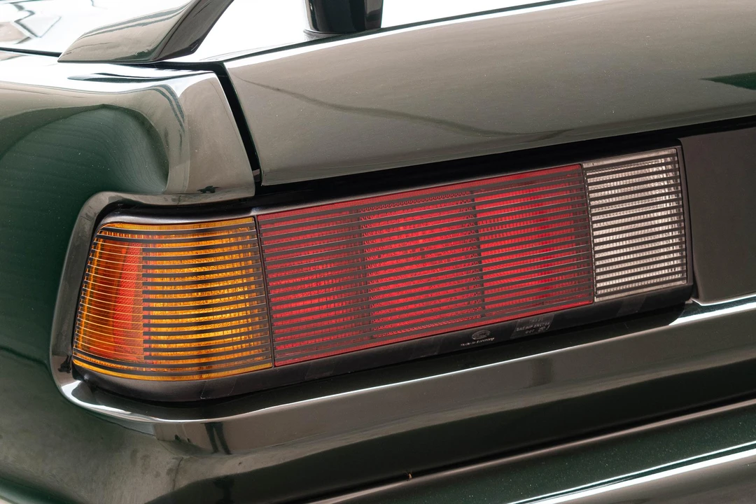 1991 Aston Martin Virage - Image 24 of 31
