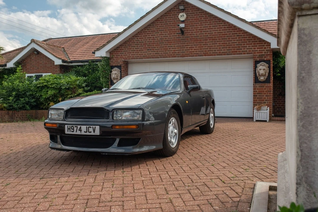 1991 Aston Martin Virage - Image 18 of 30