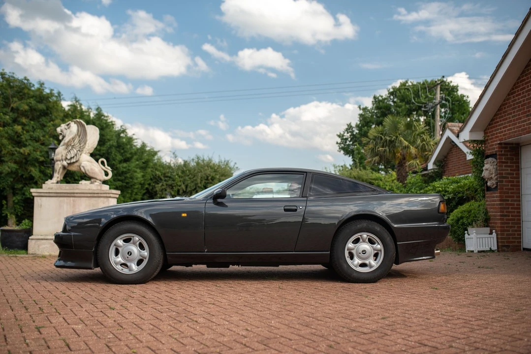 1991 Aston Martin Virage - Image 11 of 30