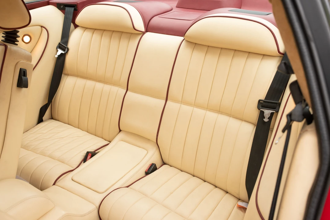 1991 Aston Martin Virage - Image 23 of 31