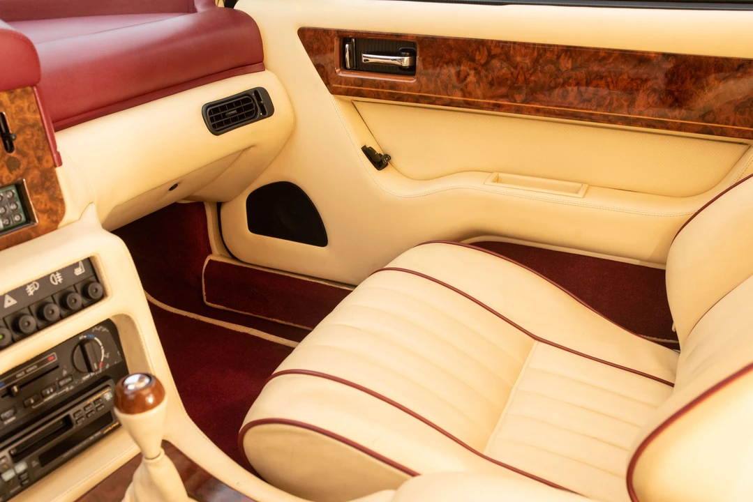 1991 Aston Martin Virage - Image 15 of 31