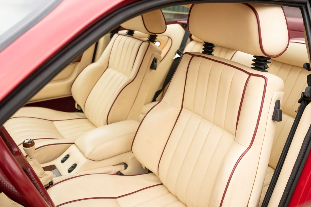 1991 Aston Martin Virage - Image 18 of 31