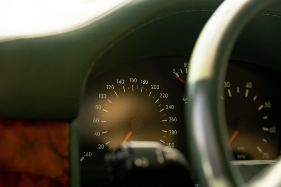1991 Aston Martin Virage - Image 25 of 31
