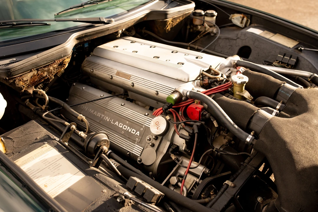 1991 Aston Martin Virage - Image 29 of 31