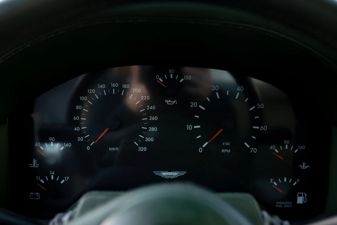 1991 Aston Martin Virage - Image 14 of 31