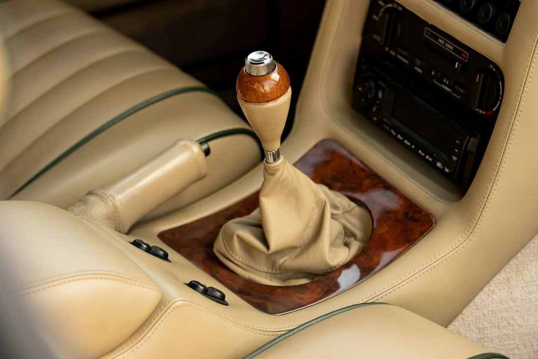 1991 Aston Martin Virage - Image 19 of 31